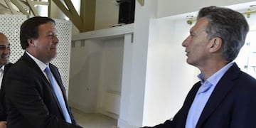 Imagen archivo\u002E Alberto Weretilnek y Mauricio Macri\u002E