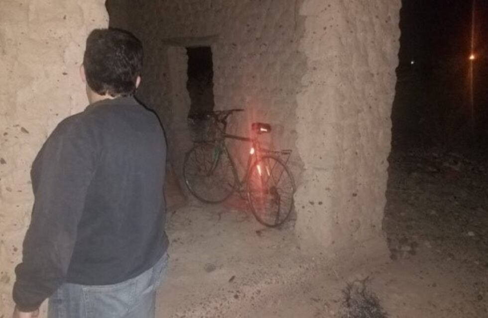 Se durmió con un cigarro en la mano y se quemó el 90 % del cuerpo