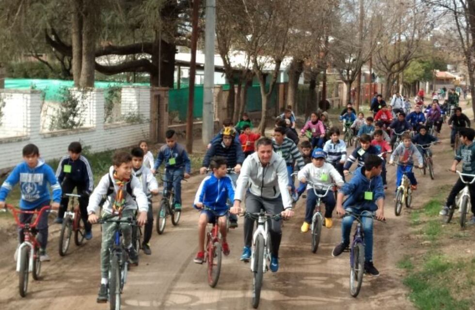 Mendiolaza y sus Patronales sobre ruedas