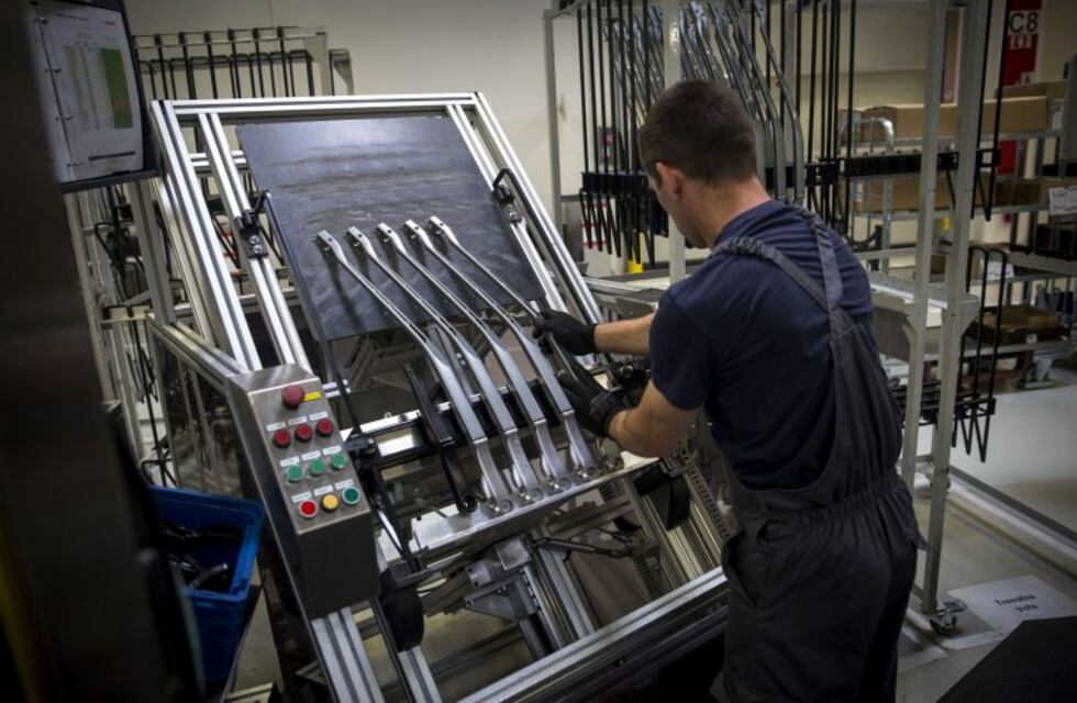 La industria santafesina sigue en picada y ya cerraron 300 empresas