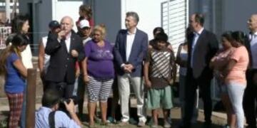 Macri entregu00f3 viviendas en Santa Fe junto a Lifschitz y Corral