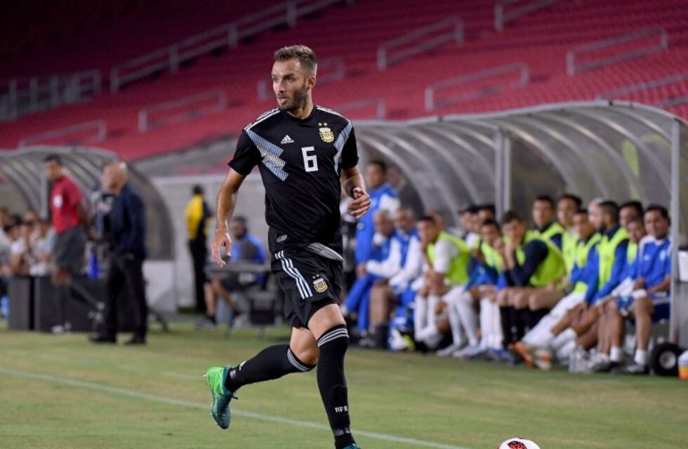 Germán Pezzella, otra baja para los amistosos de la Selección ante México