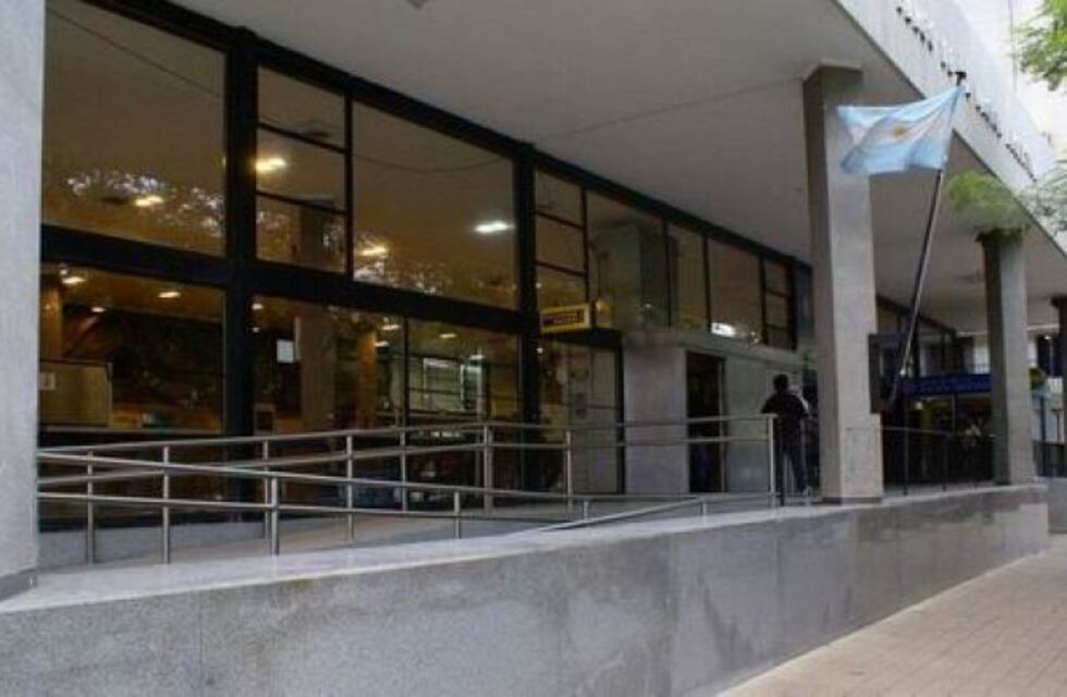 El Banco Formosa no atendió las dos primeras horas y el Nación está cerrado