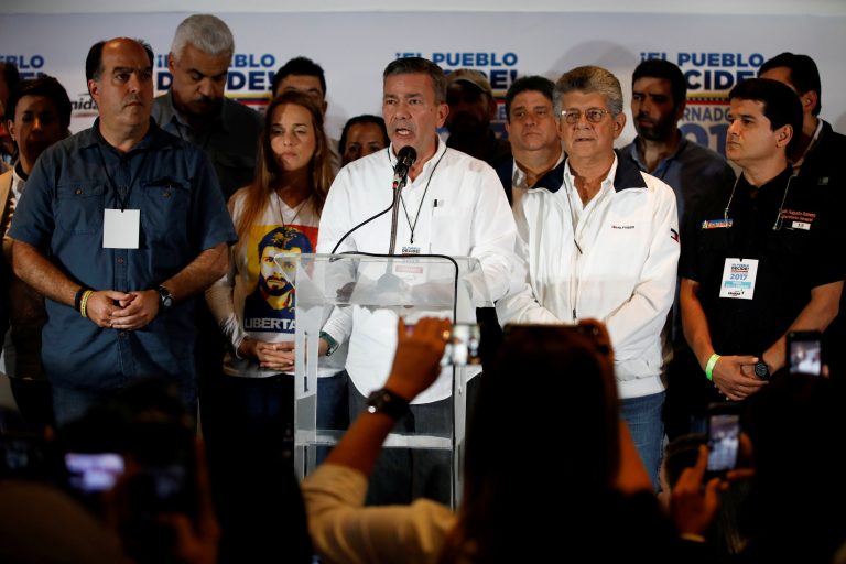 Elecciones en Venezuela: la oposición se niega a reconocer el triunfo del chavismo