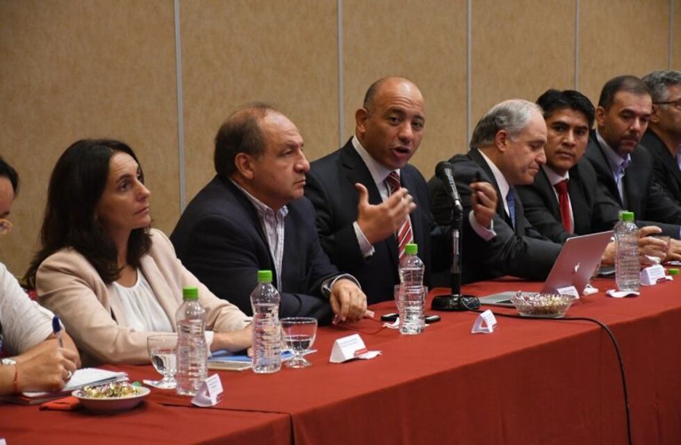 Docentes salteños se reunirán con el ministro de Educación para retomar las negociaciones