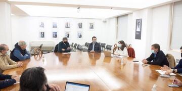 Suarez y los intendentes del gran mendoza por la pandemia