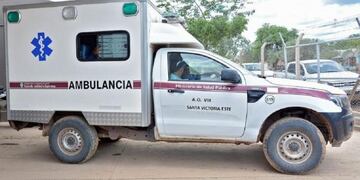 Volcó una de las ambulancias nuevas destinadas a ayudar a los wichís