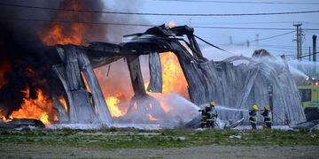 Incendio Fábrica de Plásticos