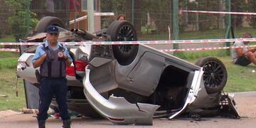 En la tragedia de Villa Warcalde murieron dos chicos jóvenes tras el choque entre un VW Vento y un Peugeot 208\u002E