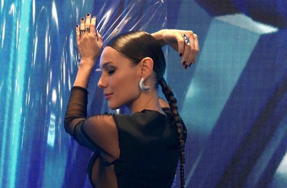 El secreto de Pampita para usar ropa con transparencias