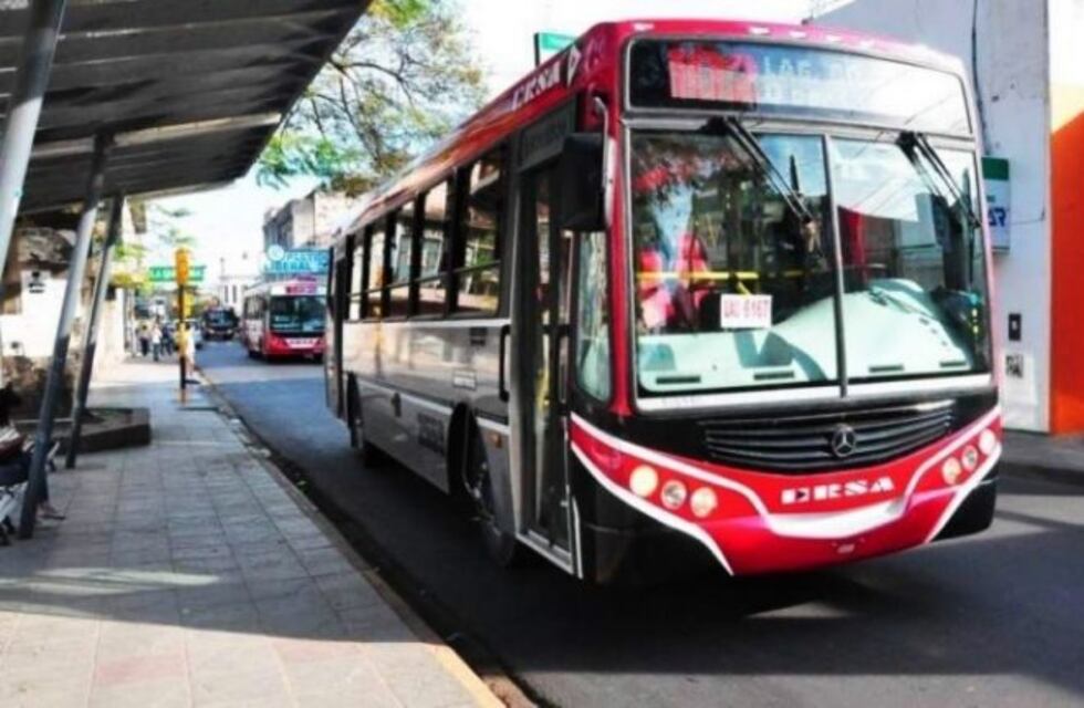 Cuarto intermedio en la discusión del transporte público