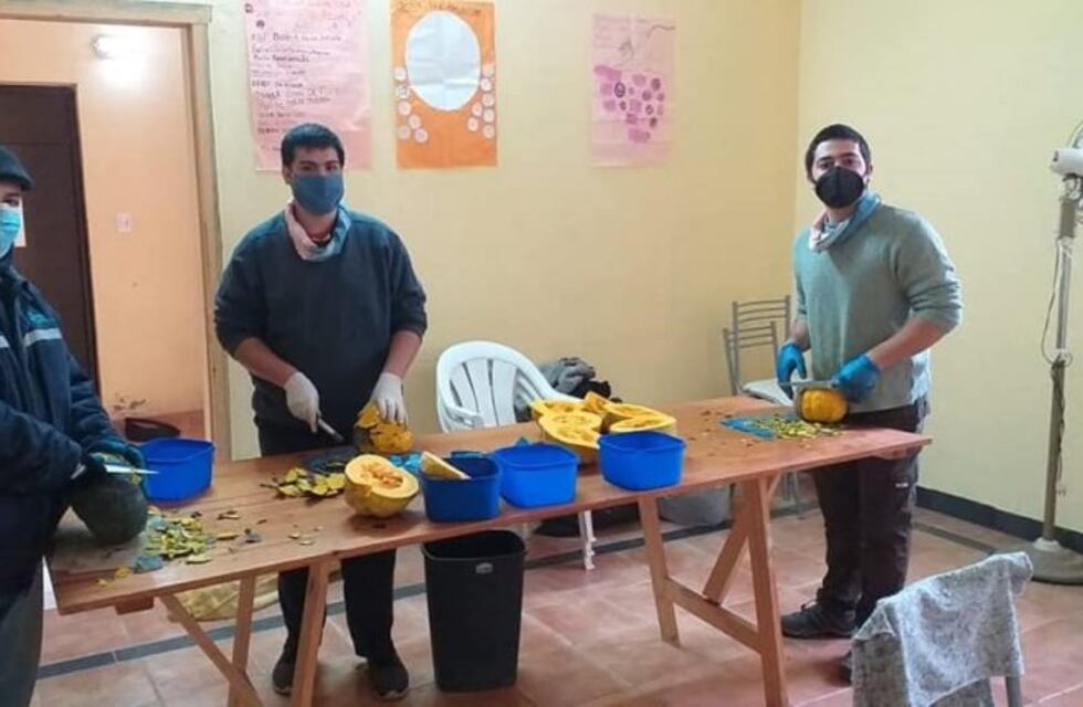 Solidaridad: Scout María Auxiliadora preparó viandas para familias vulnerables