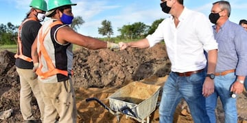 Enrique Cresto recorrió obras en Entre Ríos