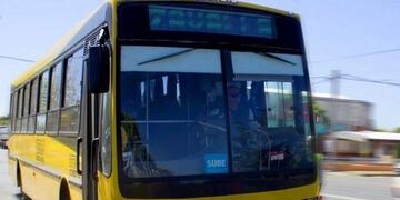 Rige el aumento del transporte interurbano a partir de este domingo\u002E (La Capital)