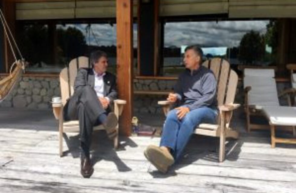 Mauricio Macri recibió a Alfonso Prat-Gay en el sur tras la salida del Gobierno