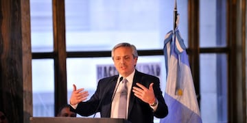 Alberto Fernández en La Bancaria\u002E (Maxi Failla)