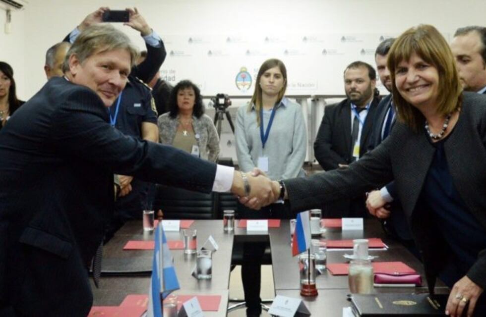 Argentina firmó un convenio con Rusia para que 3.000 barras no puedan ir al Mundial