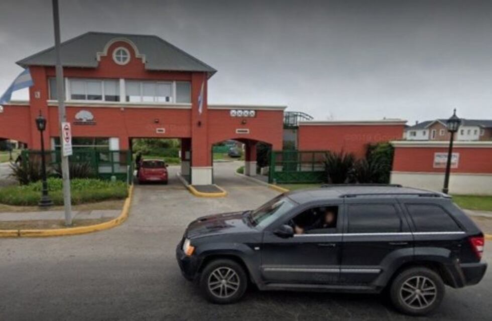 Se disfrazaron de vigiladores y le robaron casi 40 millones de pesos a un empresario en un country