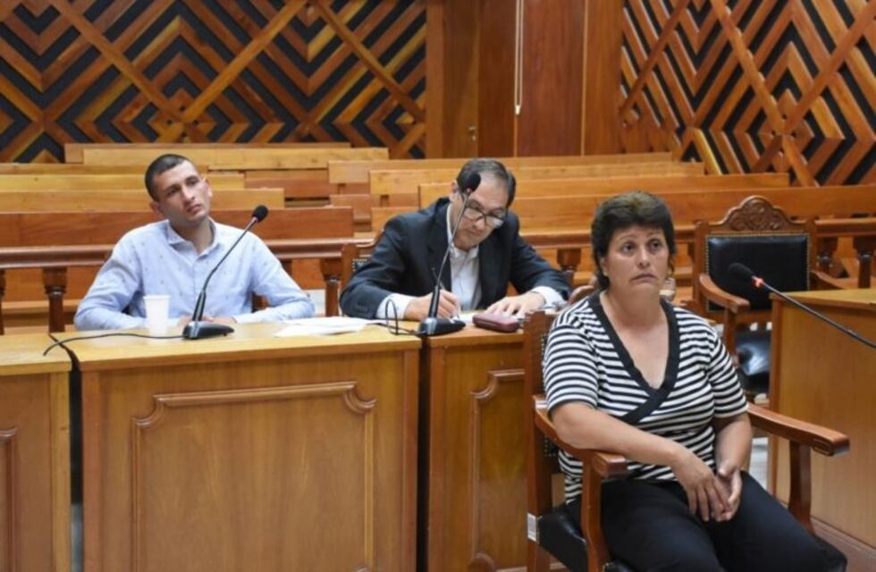 La madre del acusado de intentar matar a su beba con un hacha aseguró no lo hizo