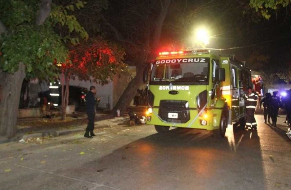 Incendio en Godoy Cruz: está en terapia intensiva la nena 8 años