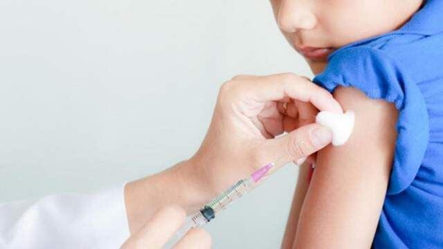 Arrancó la vacunación pediátrica en Azul contra el coronavirus