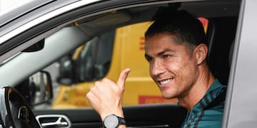 Cristiano Ronaldo leaves the Juventus sport center after his first training, in Turin, Italy, May 19, 2020\u002E Cristiano Ronaldo has reported back to Juventus’ training center after a 10-week absence\u002E The five-time Ballon d’Or winner showed up for medical tests with the Serie A leader Tuesday, May 19, 2020\u002E Ronaldo observed a two-week isolation period at his home in Turin after spending the lockdown period in his native Portugal\u002E (Fabio Ferrari/LaPresse via AP)