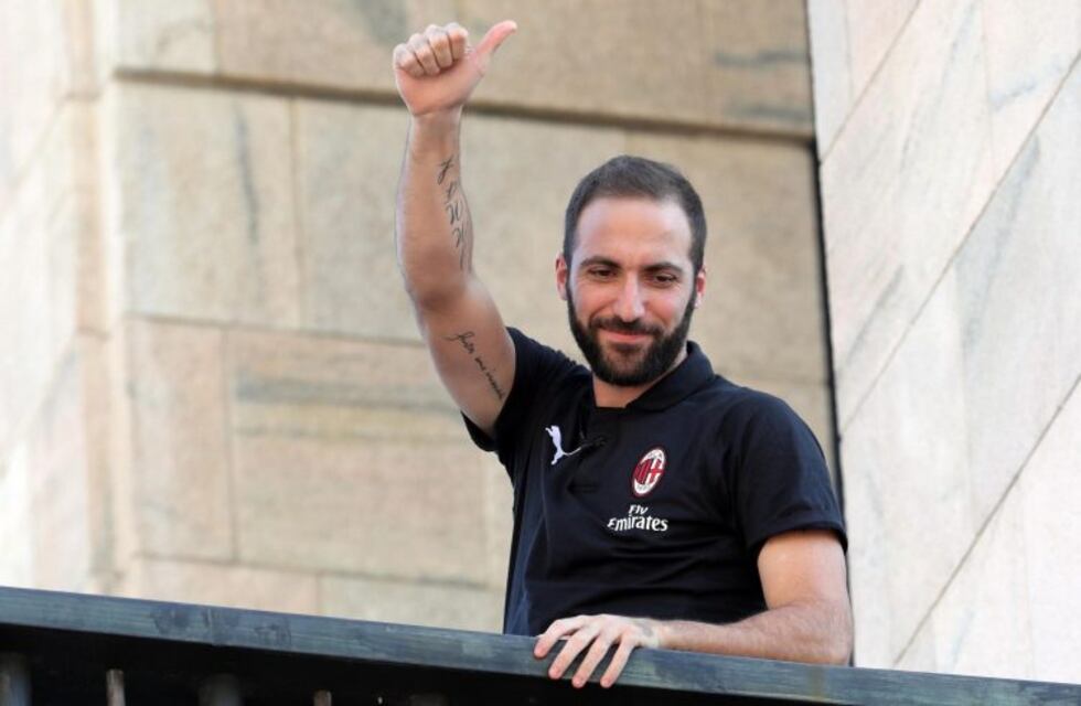 Higuaín, íntimo: el guiño a Scaloni para volver a la Selección y su distancia con Icardi