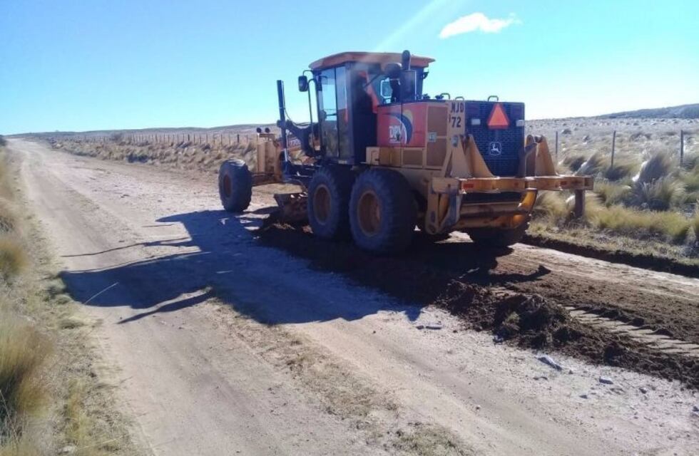 Vialidad de San Luis inició los trabajos que llegarán a más de 80 parajes