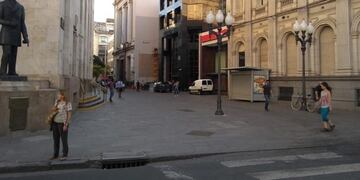 El movimiento en el centro quedó diezmado por la epidemia\u002E (Fabián Toller)