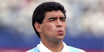 Maradona con la camiseta argentina (Foto: Web)