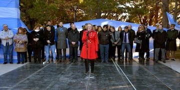 Rechazo del gobierno de Santa Cruz al Decreto que recorta las asignaciones familiares