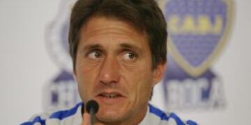 MEX52. GUADALAJARA (Mu00c9XICO), 01/02/2017.- El director tu00e9cnico del equipo argentino Boca Juniors, Guillermo Barros, habla hoy, miu00e9rcoles 1 de febrero de 2017, en una rueda de prensa en la ciudad mexicana de Guadalajara previo al llamado