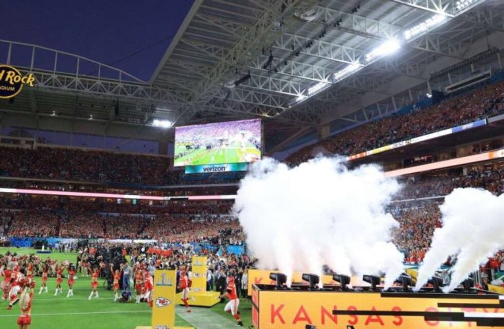 Un hombre pagó siete mil dólares para ver el Súper Bowl y se quedó dormido