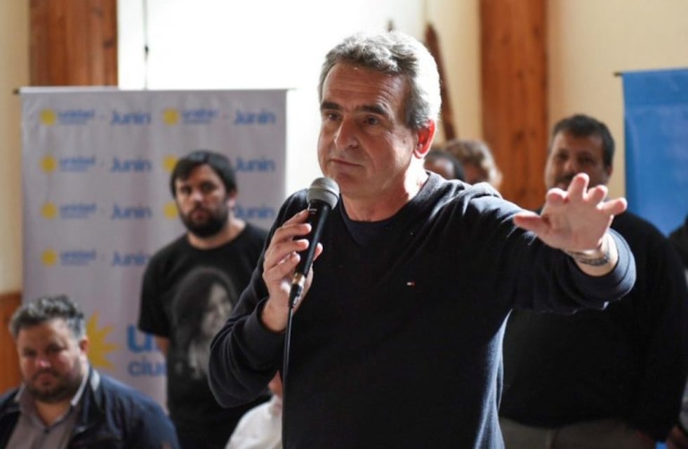 Agustín Rossi anunció que analiza competir por la Presidencia en 2019