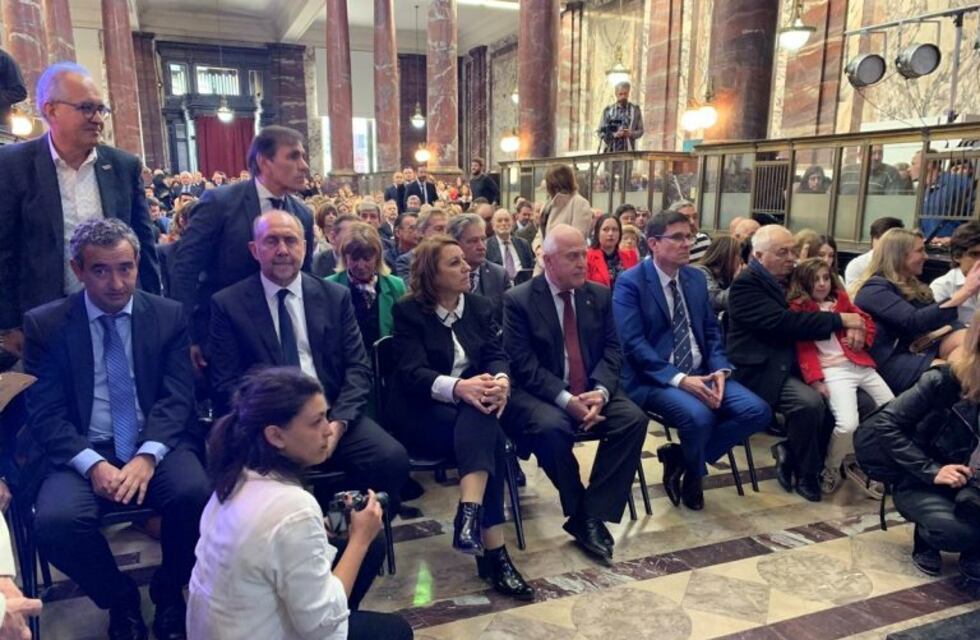 Lifschitz y Perotti se cruzaron en público por primera vez tras las elecciones