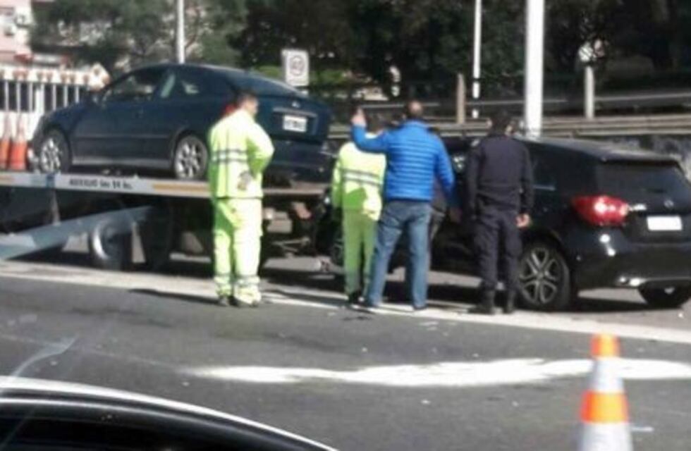 El conductor del auto chocado por Pinola sufrió fracturas en una pierna y politraumatismos