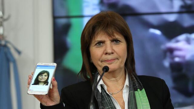 BUENOS AIRES 06/09/16, LA MINISTRA DE SEGURIDAD PATRICIA BULLRICH PRESENTA EL PROGRAMA TRIBUNA SEGURA.FOTO-DYN/EZEQUIEL PONTORIERO. buenos aires patricia bullrich ministra de seguridad presentacion programa tribuna segura A la cancha con DNI