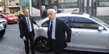 Lavagna recibe el apoyo del vice de Morales y se muestra cerca de Pichetto\u002E (Juan Foglia)