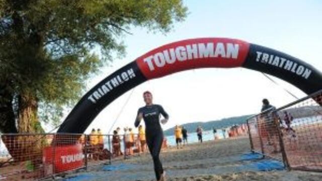 Triatlu00f3n Internacional Toughman Half.
