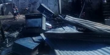 Se quemaron dos casas en barrio Villa Capullo\u002E