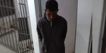 Salió del Penal, robó en un colectivo y lo atraparon en el baño de una escuela\u002E