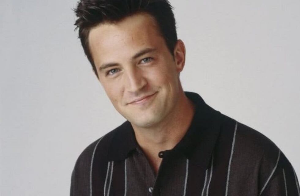 Matthew Perry preocupa a sus fans tras la viralización de una foto en la que luce irreconocible