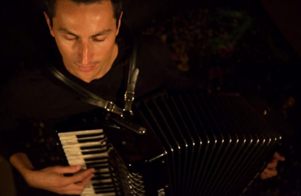 El acordeonista Juan Sans presenta su primer disco