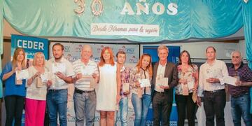 Se entregaron los certificados del CEDER