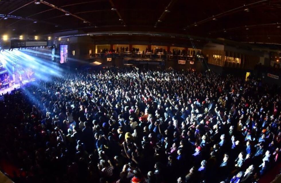 #VivoEnUshuaia: los recitales de Bersuit y de la Vela Puerca