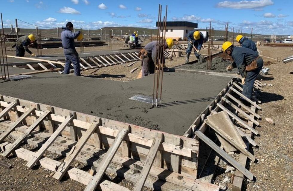 Inició el hormigonado de la planta de T.E.C. de Margen Sur en Rio Grande