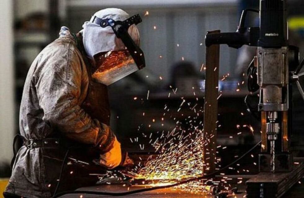 UIER: "las dificultades persisten, por la falta de financiamiento que apueste a promover inversiones de mediano y largo plazo"