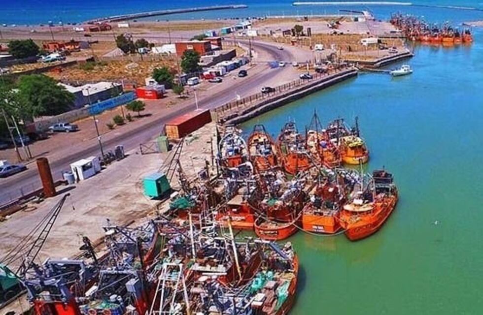 Buscan incorporar mujeres a las flotas pesqueras