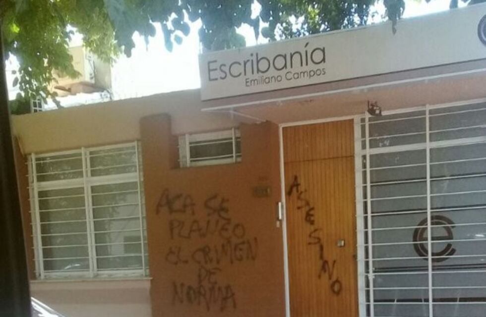 Crimen de Norma Carleti: pintadas en la escribanía de un sobrino de Hisa