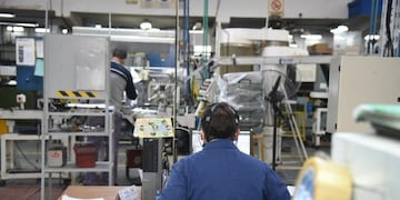 Los trabajadores de la industria textil volverán a la actividad bajo estrictos protocolos sanitarios (Municipalidad de La Plata)
